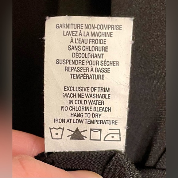 Semi-formal midi black dress, flowy style & gorgeous rhinestone detail at waist. - Picture 6 of 7